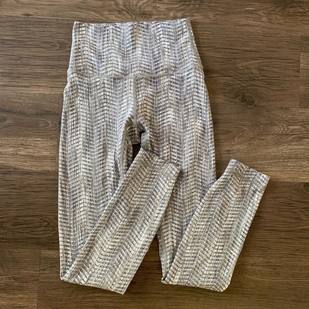 Lululemon HR Arrow Jacquard Wunder Under Leggings